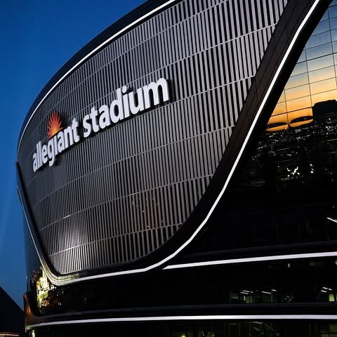 Allegiant Stadium Tours
