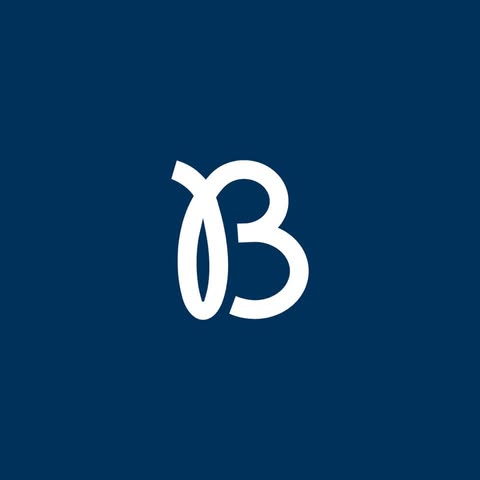 Kathrin from Bearaby logo