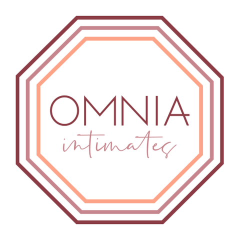 OMNIA paratus logo